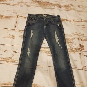 Do Denim Distressed Skinny Jean